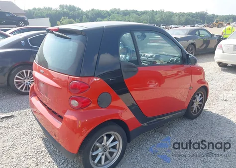 2008 Smart Fortwo Passion/Pure z USA, uszkodzony, nr VIN WMEEJ31X08K154273